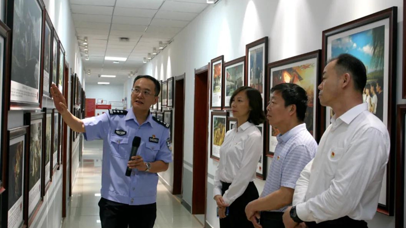 雄安新區(qū)黨史學習教育巡回指導組到容城縣公安局調(diào)研指導