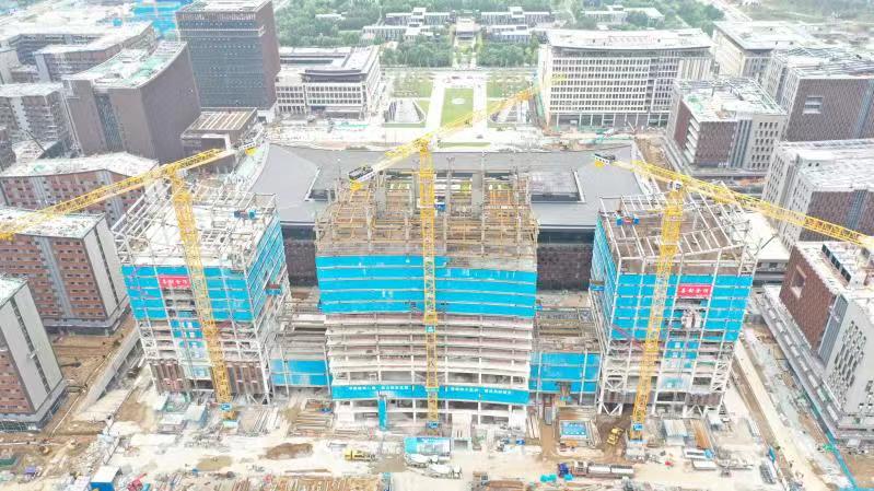 雄安商務服務中心五星級酒店兩座樓棟封頂