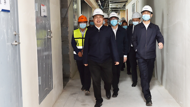 張國華調研雄安綜合保稅區、科創中心中試基地項目建設進展