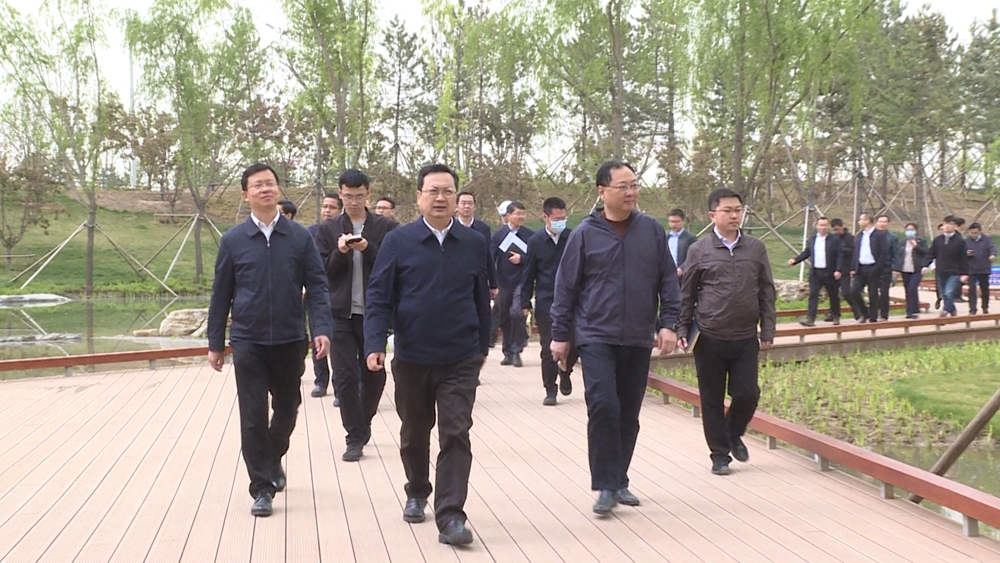 時政播報丨張國華在啟動區調研重點項目建設參加“大走訪——問題解決月”活動
