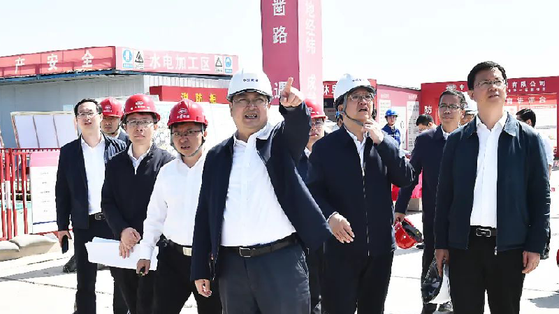 張國華在容西片區、昝崗片區調研重點項目建設參加“大走訪——問題解決月”活動