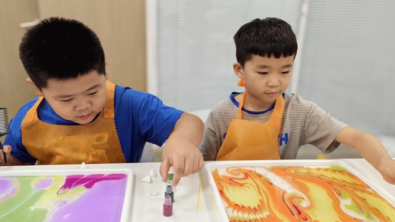 “雙爭”進行時丨水拓絲巾，邂逅非遺